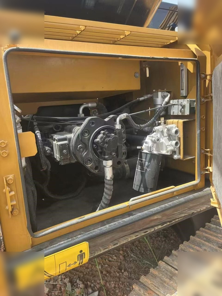Excavadora de cadenas SANY SY215C: foto 26