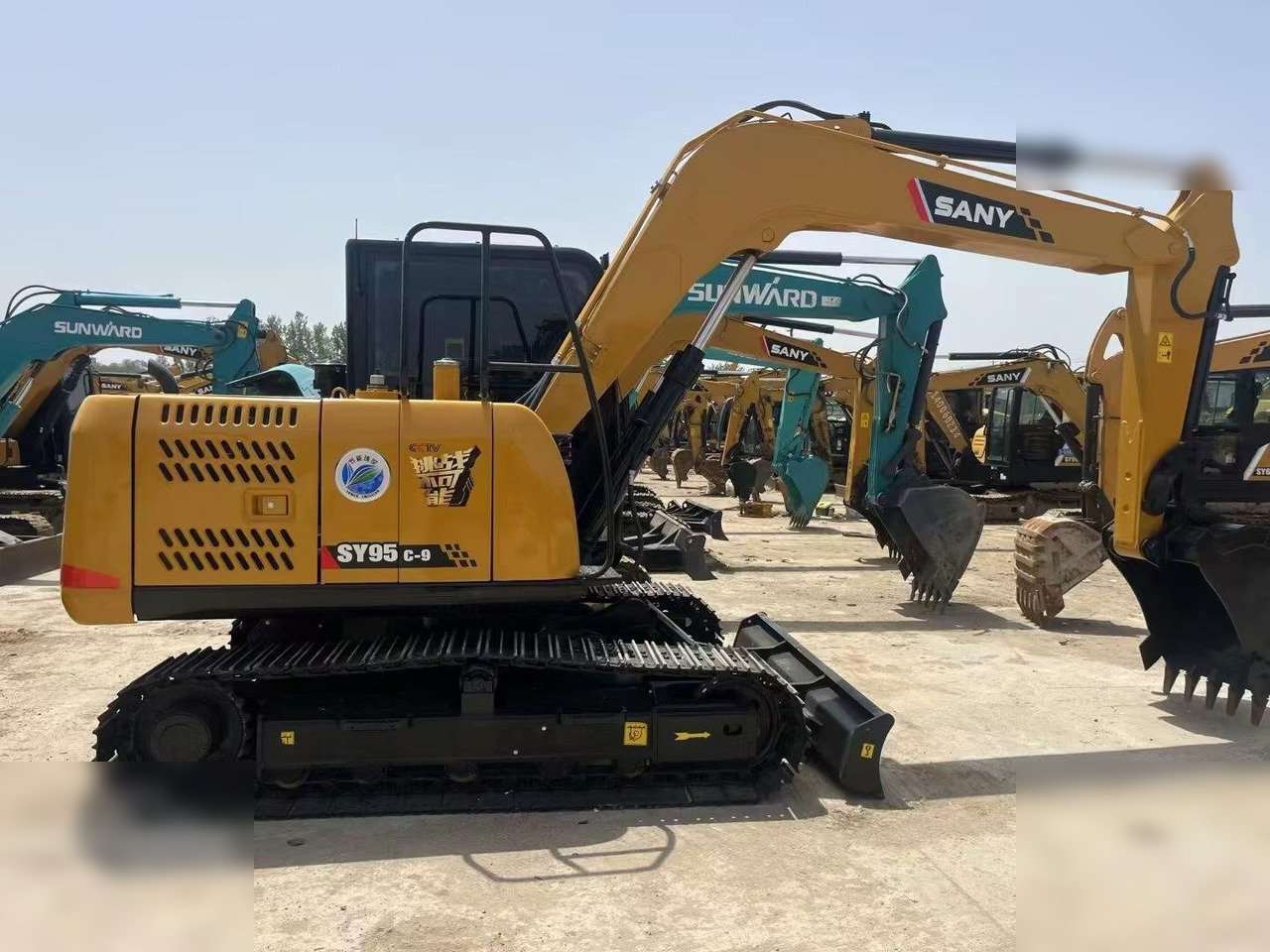 SANY SY95C - Excavadora de cadenas: foto 1 SANY SY95C - Excavadora de cadenas: foto 1
