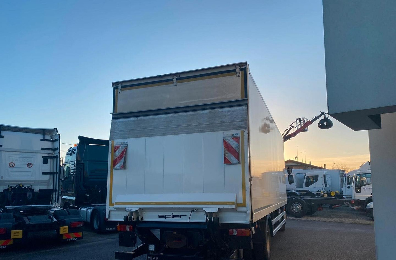 DAF LF 260 FA CASSONE E SPONDA 2021 - Camión caja cerrada: foto 5 DAF LF 260 FA CASSONE E SPONDA 2021 - Camión caja cerrada: foto 5