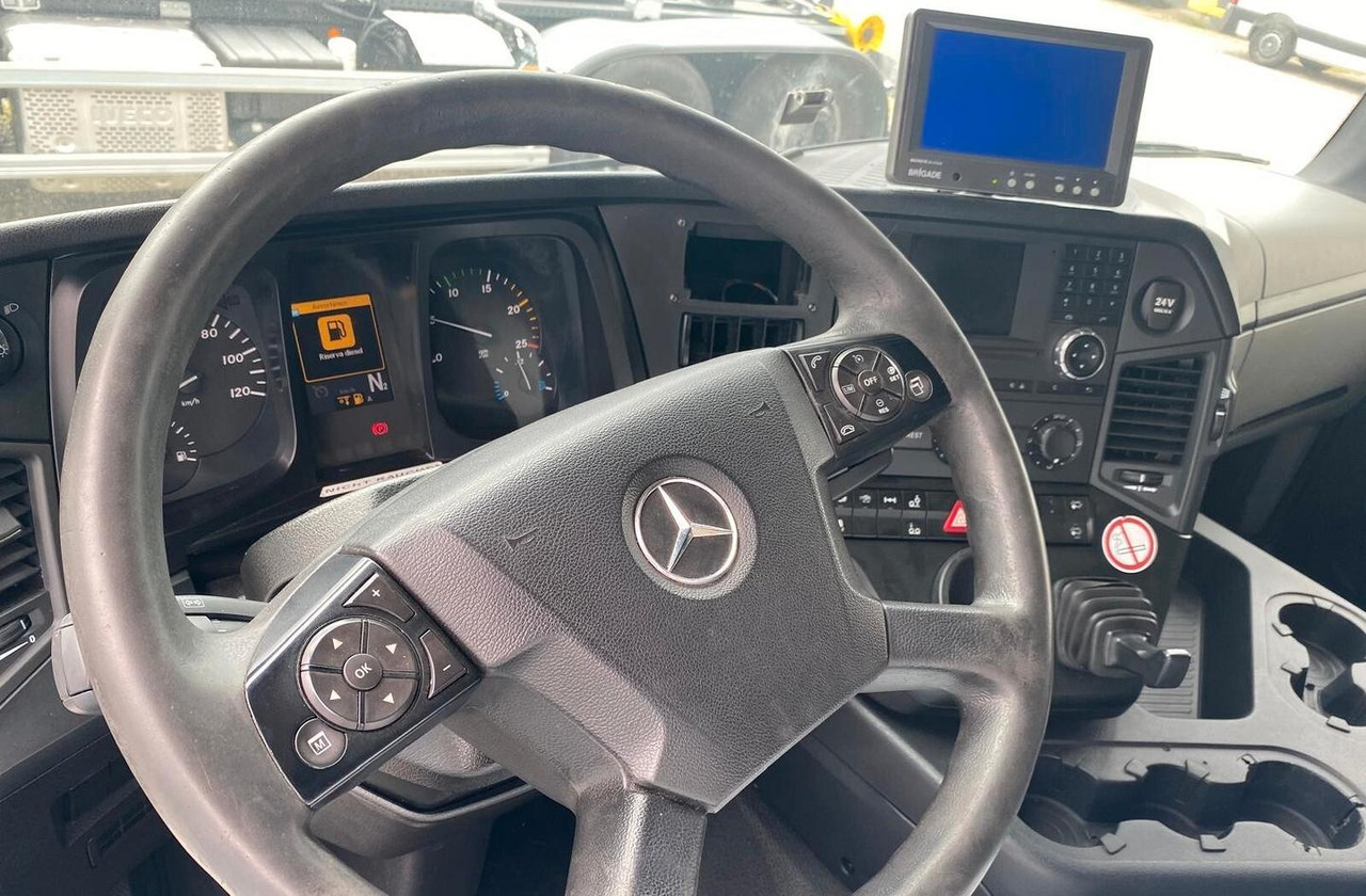 Arrendamiento de MERCEDES ANTOS 25.40 MOTRICE 3 ASSI TELAIO MERCEDES ANTOS 25.40 MOTRICE 3 ASSI TELAIO: foto 10 Arrendamiento de MERCEDES ANTOS 25.40 MOTRICE 3 ASSI TELAIO MERCEDES ANTOS 25.40 MOTRICE 3 ASSI TELAIO: foto 10