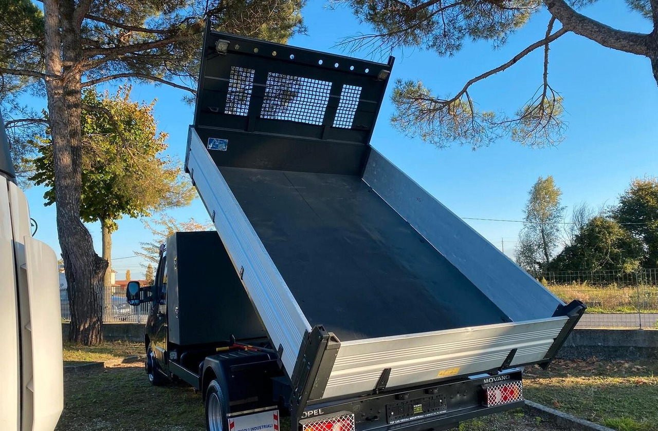 OPEL MOVANO CASSONE RIBALTABILE E PORTA ATTREZZI - Furgoneta basculante: foto 5 OPEL MOVANO CASSONE RIBALTABILE E PORTA ATTREZZI - Furgoneta basculante: foto 5