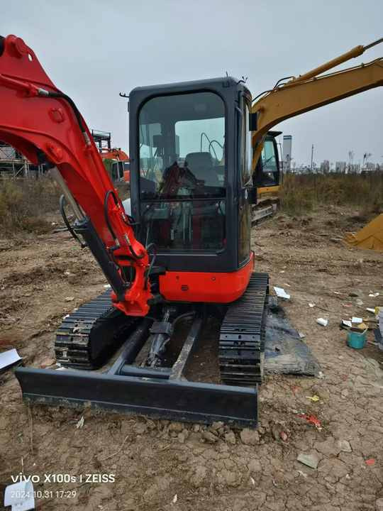 3TONS Good Quality Used Kubota U35 Hydraulic Excavator Used U25 U35 Mini Mxcavator Used Small Digger Kubota U35 - Miniexcavadora: foto 2 3TONS Good Quality Used Kubota U35 Hydraulic Excavator Used U25 U35 Mini Mxcavator Used Small Digger Kubota U35 - Miniexcavadora: foto 2