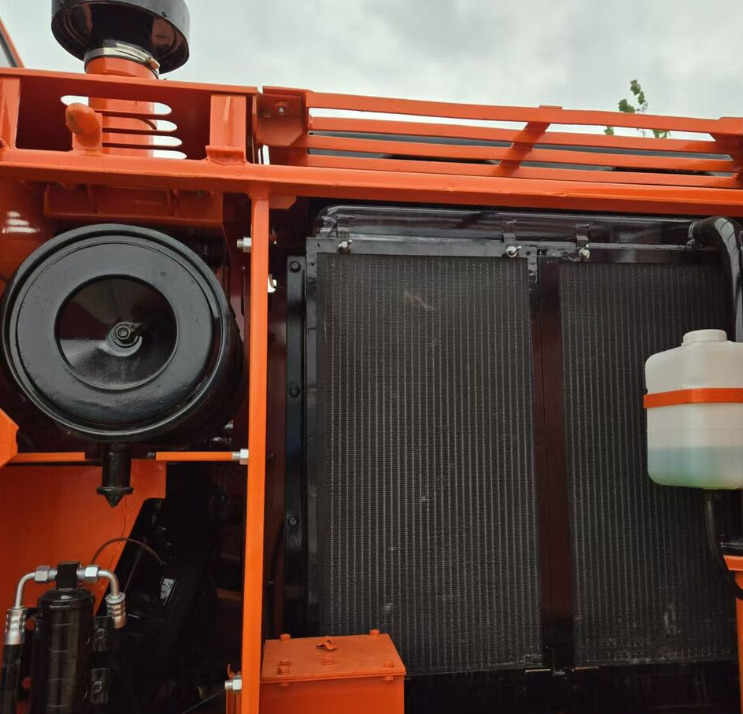 DOOSAN Good Condition Original Doosan DH150w-7 Wheel Excavator 15 Tons Used Doosan Dh150w-7 Excavator Used Wheel Excavator for Sale - Excavadora de ruedas: foto 2 DOOSAN Good Condition Original Doosan DH150w-7 Wheel Excavator 15 Tons Used Doosan Dh150w-7 Excavator Used Wheel Excavator for Sale - Excavadora de ruedas: foto 2