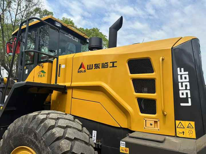 Excellent China Made SDLG LG956f LOADERS for Sale USED CONDITION SDLG LG956L LG936L LG933L 3 Tons Loader for Sale - Cargadora de ruedas: foto 4 Excellent China Made SDLG LG956f LOADERS for Sale USED CONDITION SDLG LG956L LG936L LG933L 3 Tons Loader for Sale - Cargadora de ruedas: foto 4