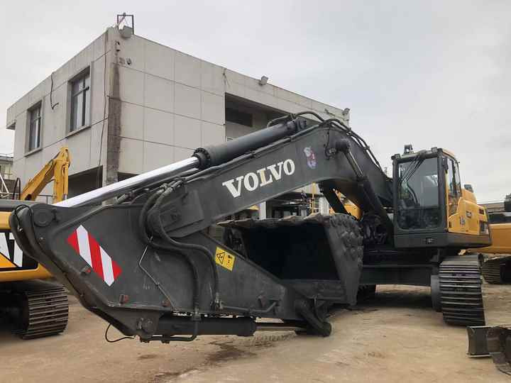 Good Condition VOLVO EC480DL Excavator Low Price Large Hydraulic Crawler Excavator volvo 480dl for Sale - Excavadora de cadenas: foto 3 Good Condition VOLVO EC480DL Excavator Low Price Large Hydraulic Crawler Excavator volvo 480dl for Sale - Excavadora de cadenas: foto 3