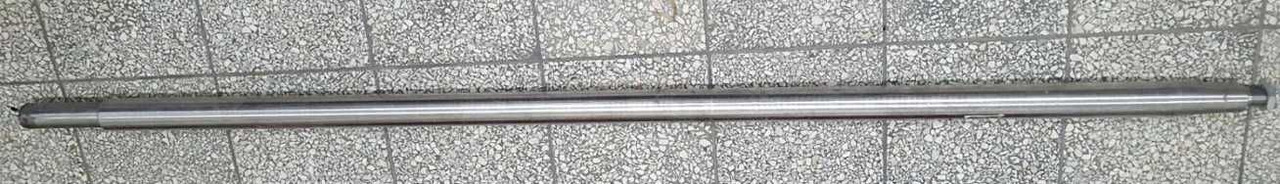 Wał odrzutnika kombajn Deutz Fahr 0625_6572 - Recambio para Maquinaria agrícola: foto 1 Wał odrzutnika kombajn Deutz Fahr 0625_6572 - Recambio para Maquinaria agrícola: foto 1