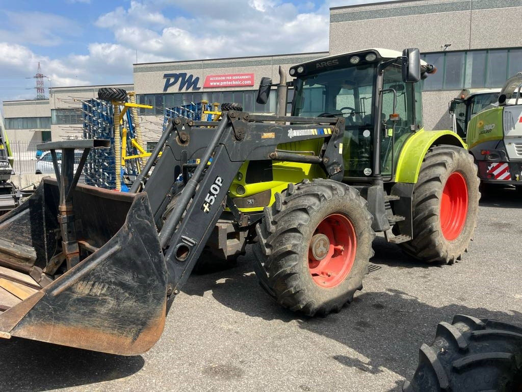 Claas Ares 697 - Tractor: foto 1 Claas Ares 697 - Tractor: foto 1