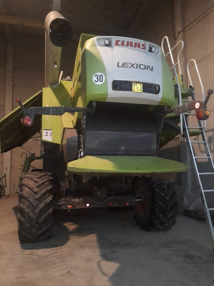 Claas LEXION 750 RISO - Cosechadora de granos: foto 5 Claas LEXION 750 RISO - Cosechadora de granos: foto 5