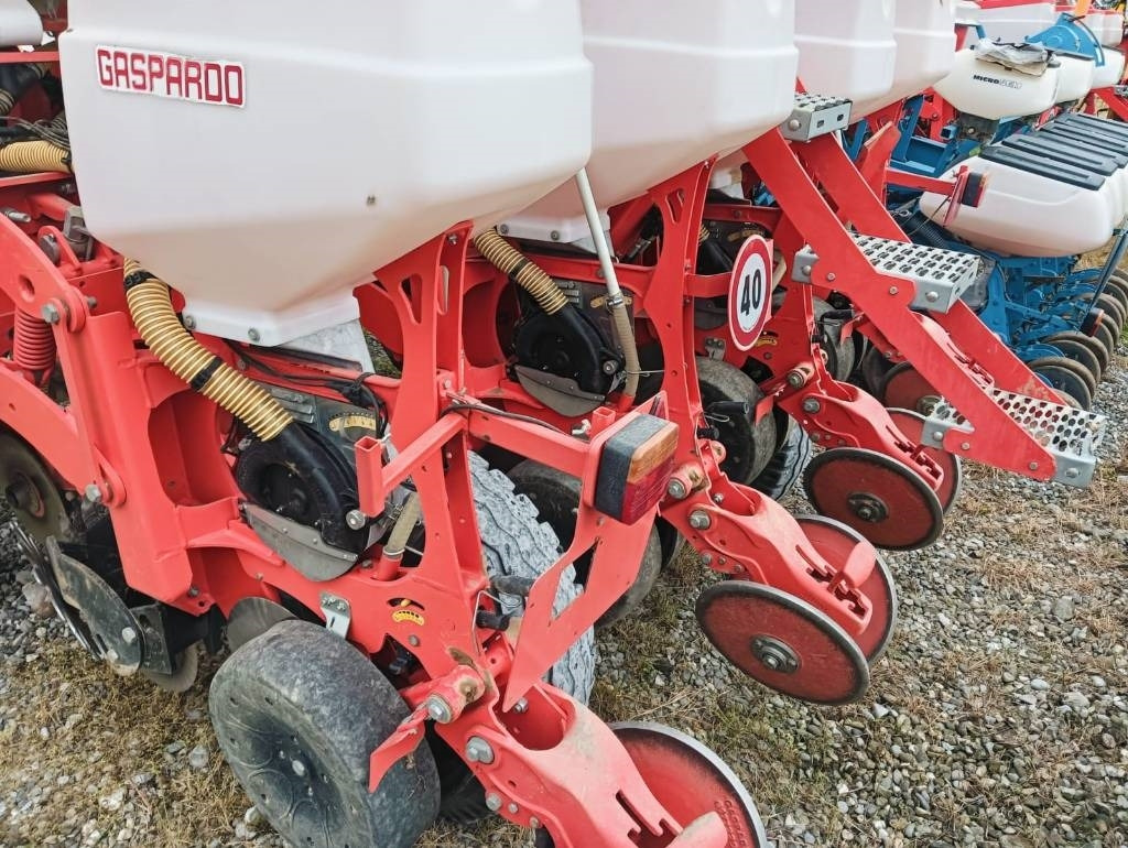 Gaspardo RENATA 8 FILE - Sembradora de precisión: foto 3 Gaspardo RENATA 8 FILE - Sembradora de precisión: foto 3