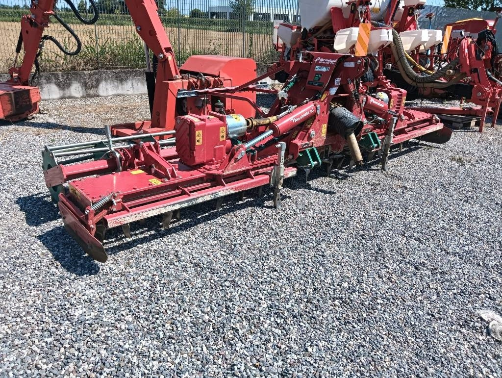 Kverneland NG-H101F30 - Grada rotativa: foto 1 Kverneland NG-H101F30 - Grada rotativa: foto 1