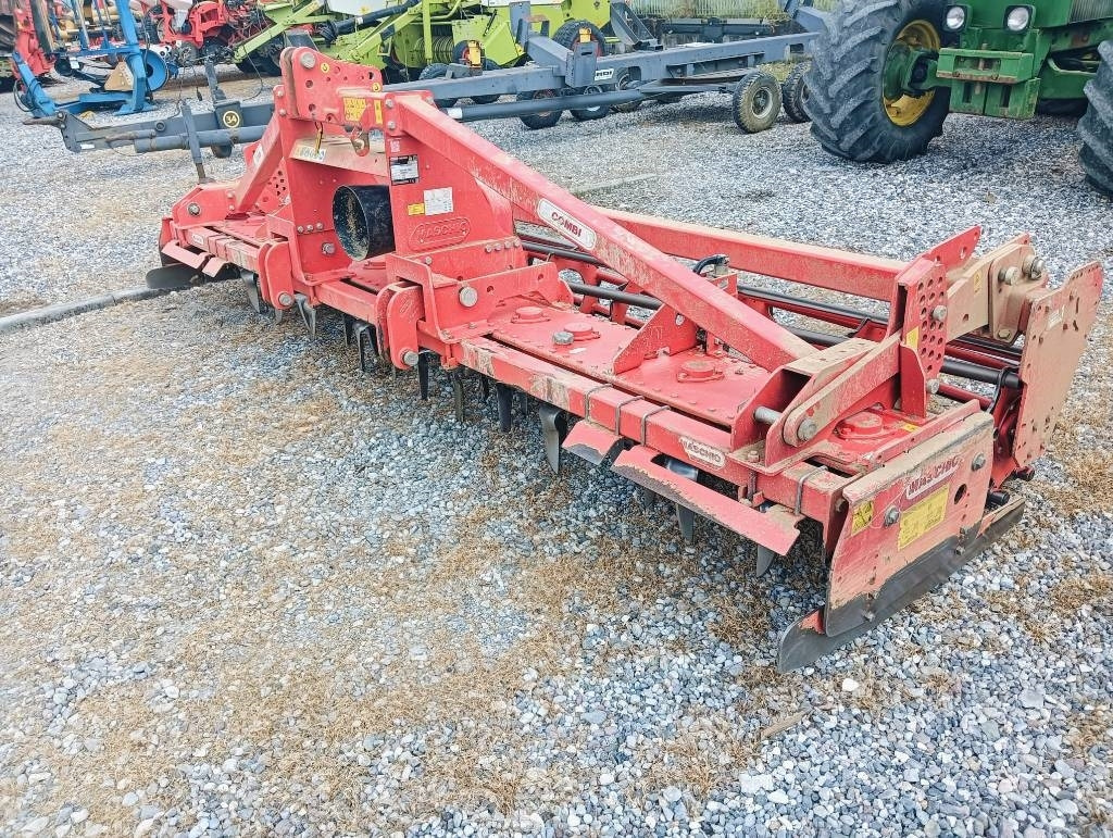 Maschio DMR 4000 - Grada rotativa: foto 1 Maschio DMR 4000 - Grada rotativa: foto 1