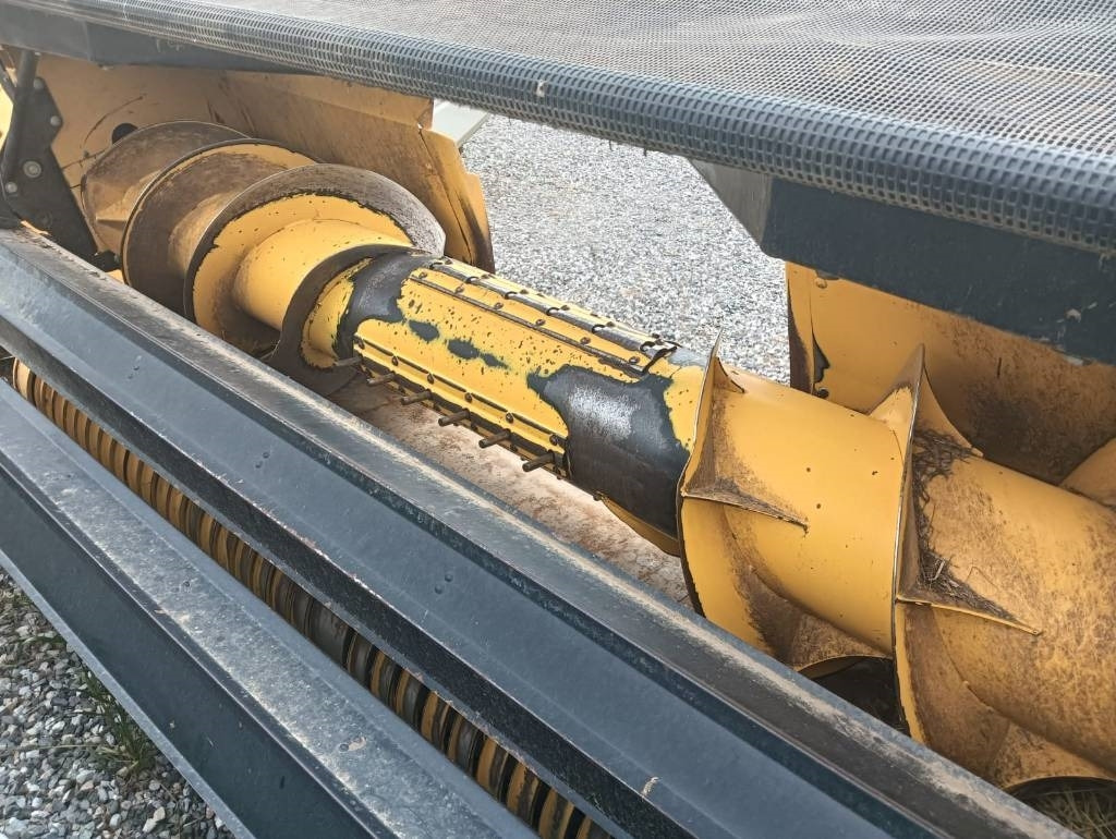 New Holland PICK UP 3 MT - Maquinaria de henificación: foto 2 New Holland PICK UP 3 MT - Maquinaria de henificación: foto 2