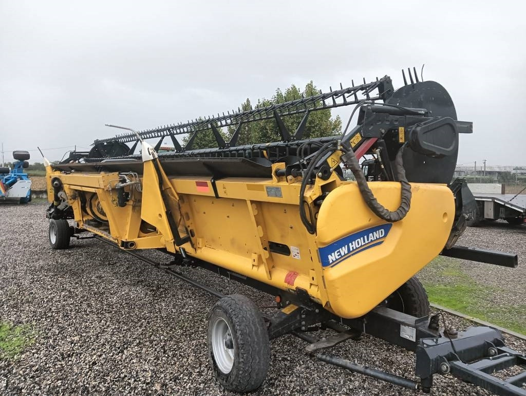 New Holland SOIA A TAPPETI FLEX 9 MT - Accesorios para cosechadoras: foto 4 New Holland SOIA A TAPPETI FLEX 9 MT - Accesorios para cosechadoras: foto 4