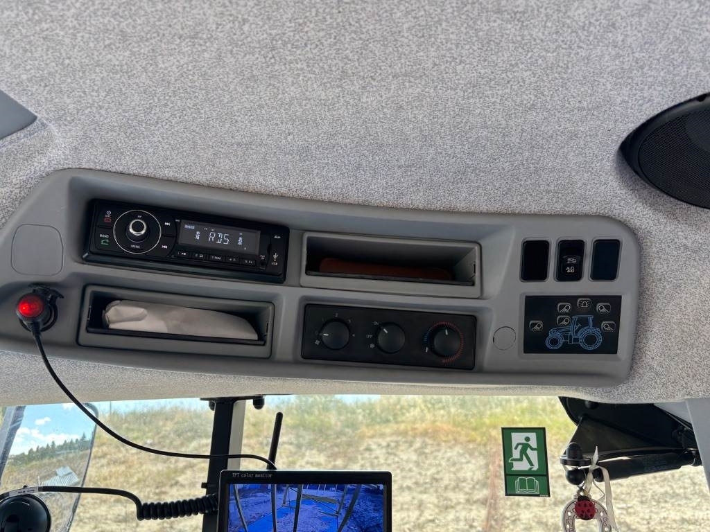 New Holland T6.165 - Tractor: foto 5 New Holland T6.165 - Tractor: foto 5