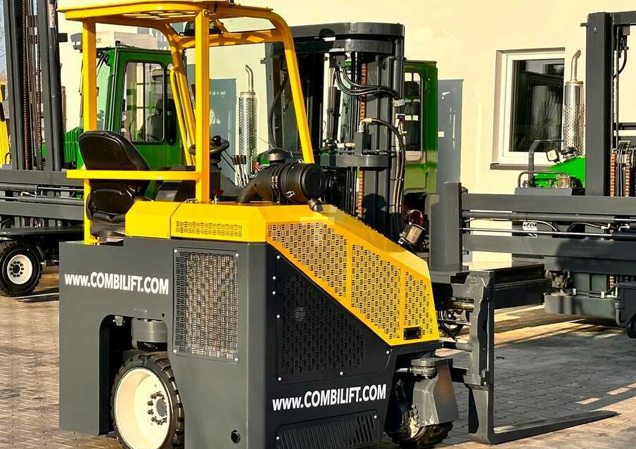 Carretilla de 4 vías Combilift C2500CB - DIESEL - TRIPLEX - 2018 - LIKE NEW: foto 36