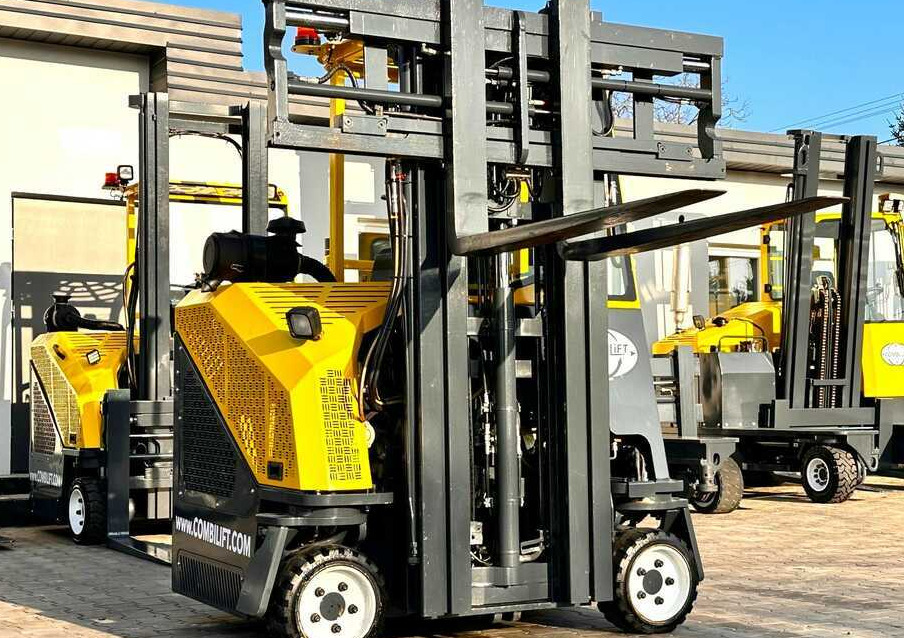 Carretilla de 4 vías Combilift C2500CB - DIESEL - TRIPLEX - 2018 - LIKE NEW: foto 12