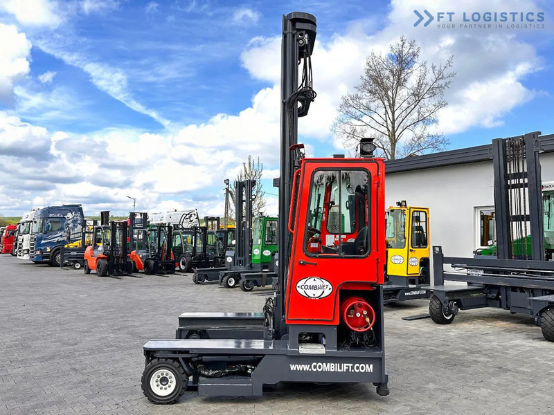 Combilift C4000 / TRIPLEX / 9300MM / FREE LIFT / POSITIONER / LPG / CABIN C4000 / TRIPLEX / 9300MM / FREE LIFT / POSITIONER / LPG / CABIN - Carretilla de 4 vías: foto 4 Combilift C4000 / TRIPLEX / 9300MM / FREE LIFT / POSITIONER / LPG / CABIN C4000 / TRIPLEX / 9300MM / FREE LIFT / POSITIONER / LPG / CABIN - Carretilla de 4 vías: foto 4
