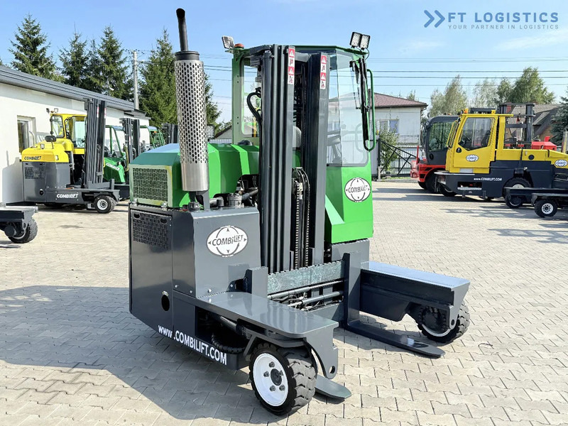 Combilift Combilift C2500 / GAS / TRIPLEX 4900MM / FREE LIFT / ONLY 2446 HOURS / FORK POSITIONER / FULL CABIN / PERFECT CONDITION / Wide r - Carretilla de 4 vías: foto 5 Combilift Combilift C2500 / GAS / TRIPLEX 4900MM / FREE LIFT / ONLY 2446 HOURS / FORK POSITIONER / FULL CABIN / PERFECT CONDITION / Wide r - Carretilla de 4 vías: foto 5