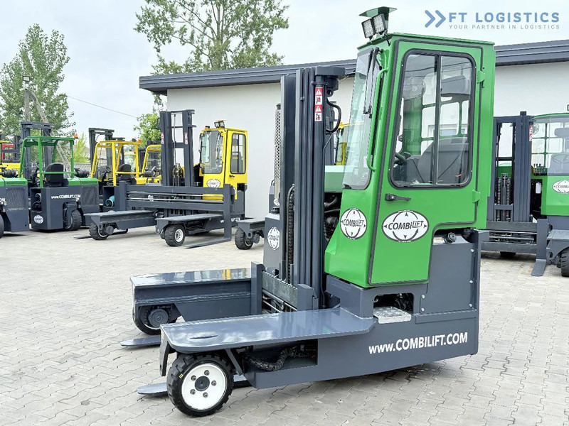 Combilift Combilift C3000 / DIESEL / TRIPLEX 4900MM / FREE LIFT / FORK POSITIONER / HEATING / FULL CABIN / PERFECT CONDITION / Wide range - Carretilla de 4 vías: foto 2 Combilift Combilift C3000 / DIESEL / TRIPLEX 4900MM / FREE LIFT / FORK POSITIONER / HEATING / FULL CABIN / PERFECT CONDITION / Wide range - Carretilla de 4 vías: foto 2