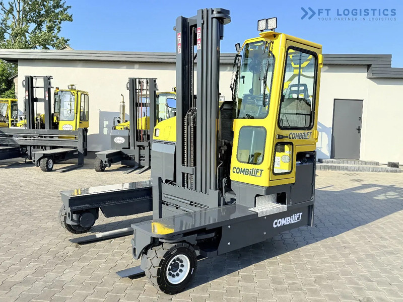 Carretilla de 4 vías Combilift Combilift C5000 / DIESEL / TRIPLEX 6000MM / FREE LIFT / FORK POSITIONER / BUILT-IN SCALE / HEATING / FULL CABIN / PERFECT CONDIT: foto 6