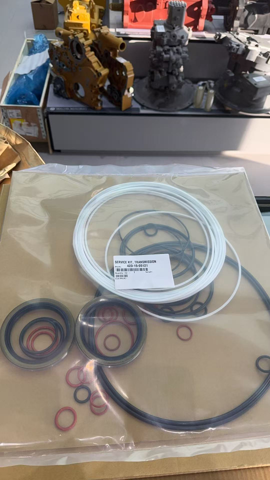 423-15-05121 - Caja de cambios y piezas para Cargadora: foto 4 423-15-05121 - Caja de cambios y piezas para Cargadora: foto 4