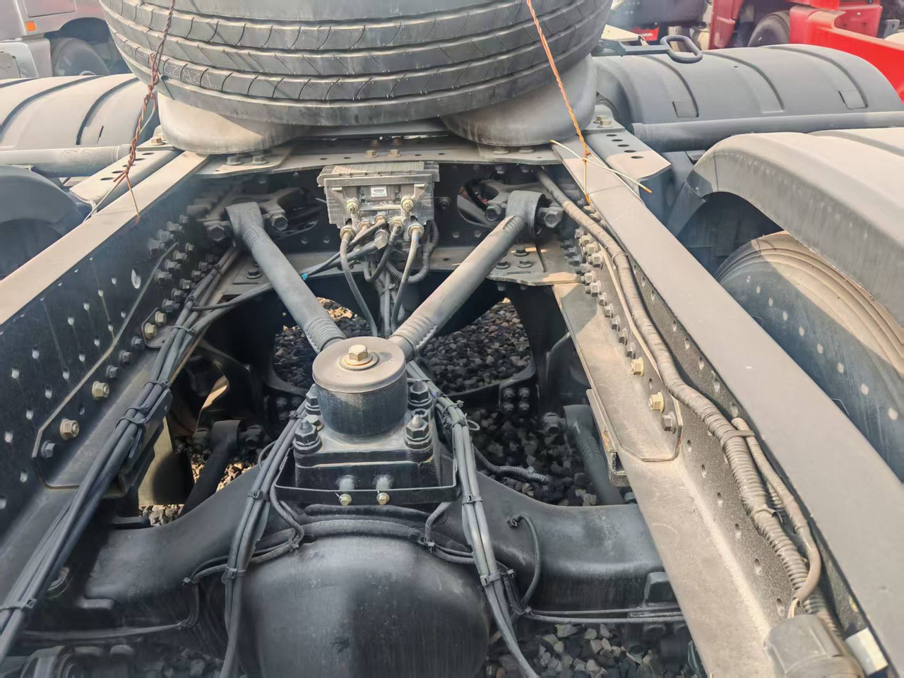 Auman 6×4 - Remolque chasis: foto 4 Auman 6×4 - Remolque chasis: foto 4