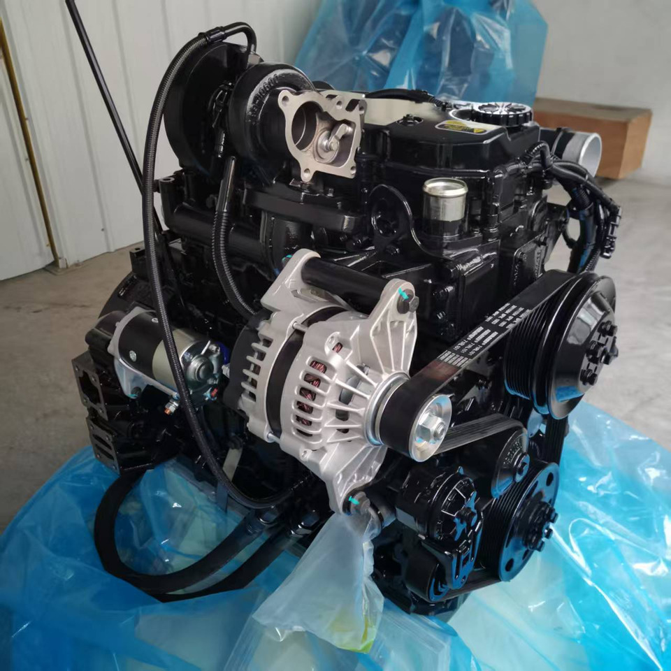 CUMMINS QSB4.5 - Motor para Excavadora: foto 2 CUMMINS QSB4.5 - Motor para Excavadora: foto 2