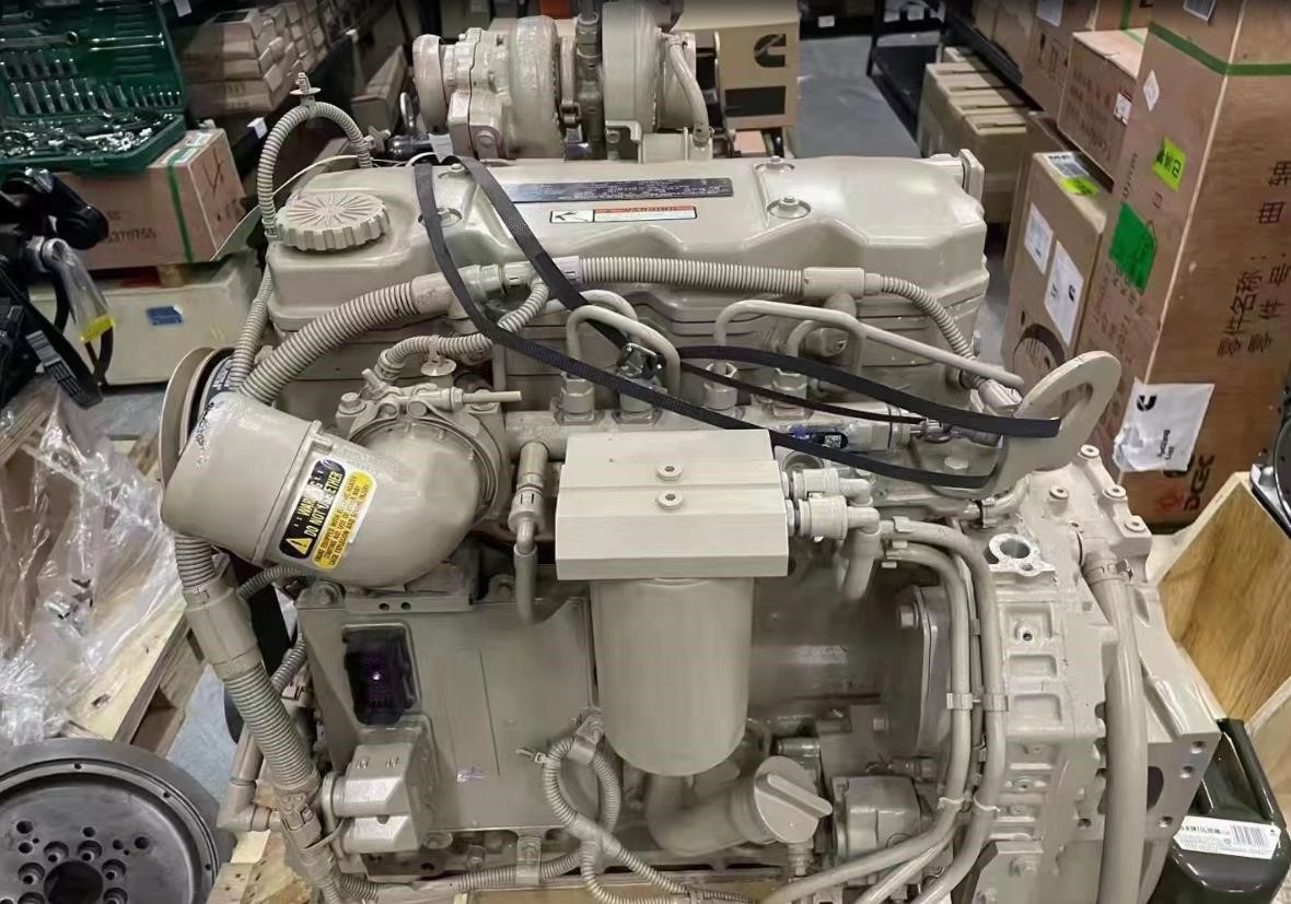 CUMMINS QSB4.5 - Motor para Excavadora: foto 1 CUMMINS QSB4.5 - Motor para Excavadora: foto 1