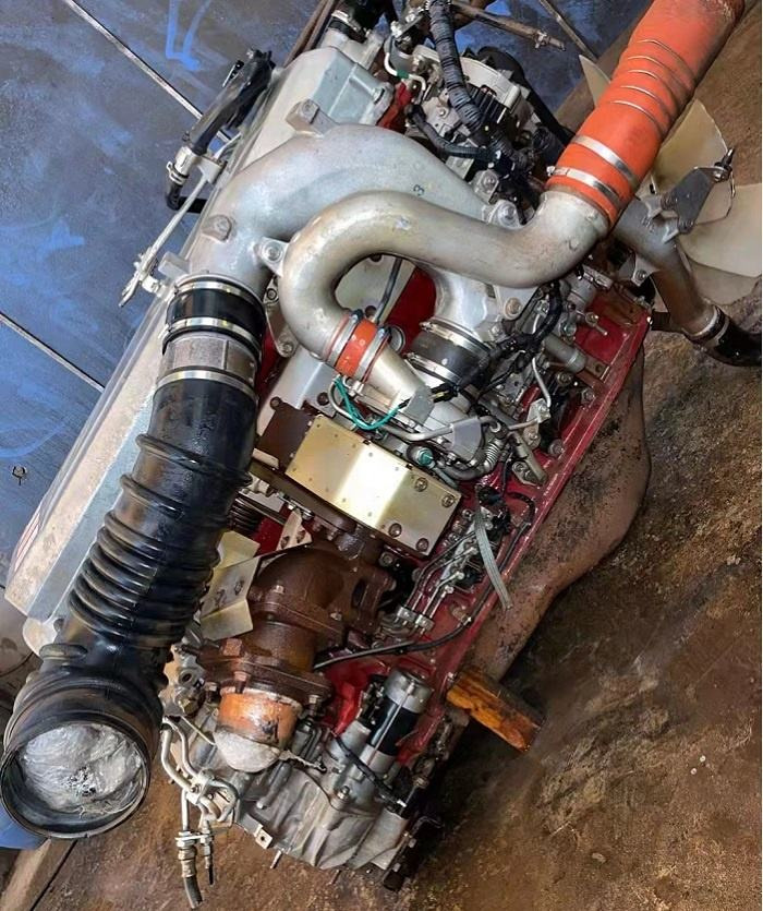 HINO E13C - Motor para Excavadora: foto 2 HINO E13C - Motor para Excavadora: foto 2