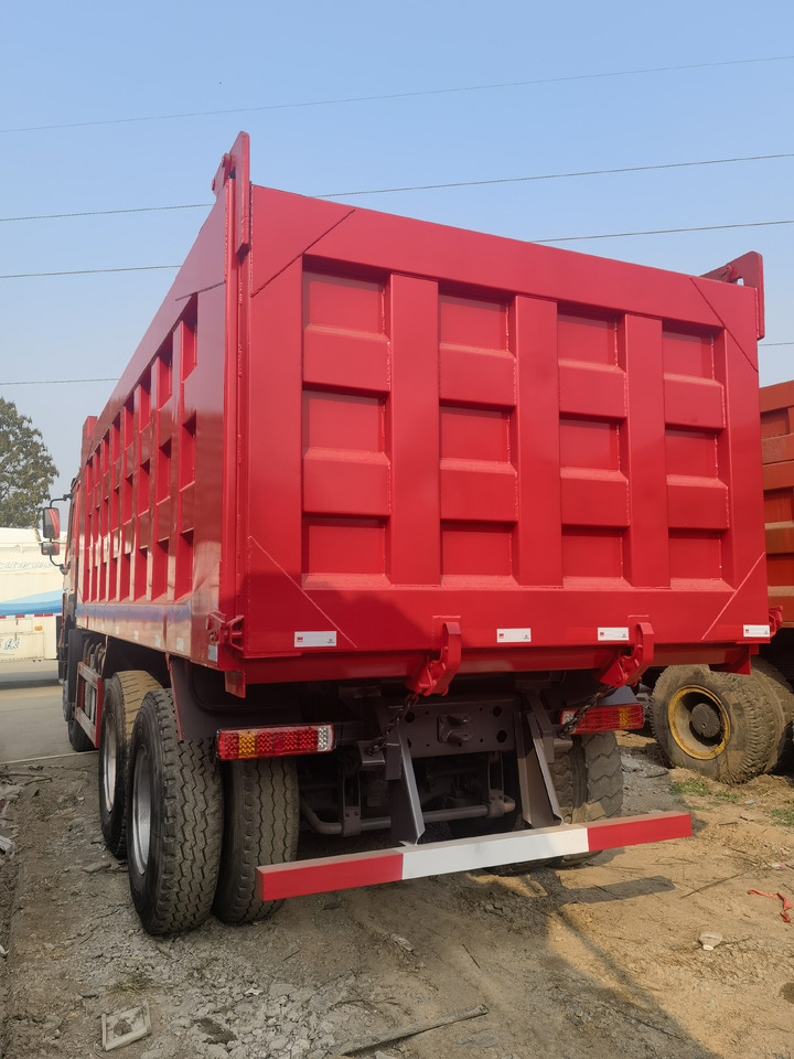 HOWO HOWO 6*4 371 dump truck - Camión volquete: foto 2 HOWO HOWO 6*4 371 dump truck - Camión volquete: foto 2