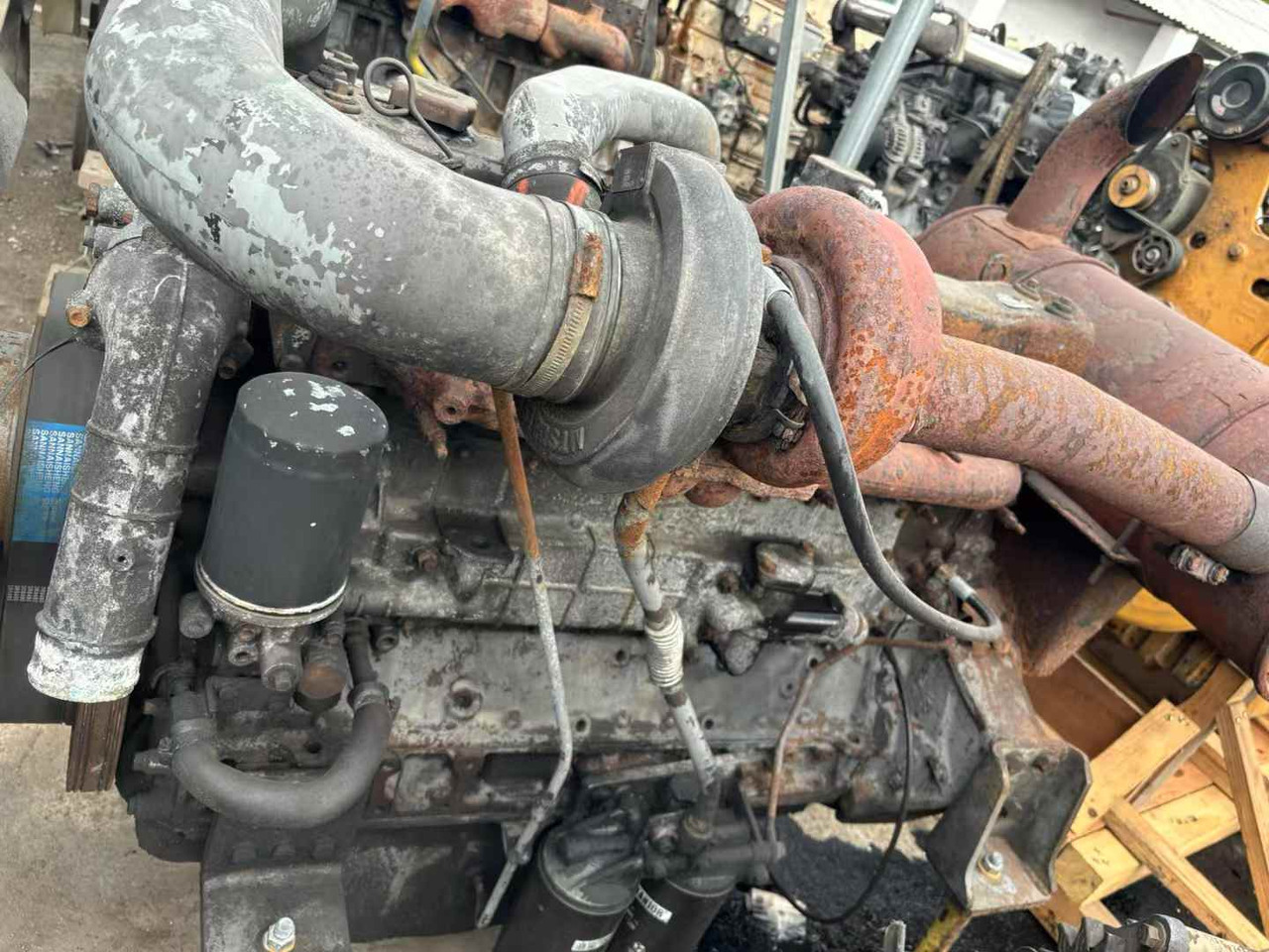 ISUZU 6SD1 - Motor para Excavadora: foto 1 ISUZU 6SD1 - Motor para Excavadora: foto 1