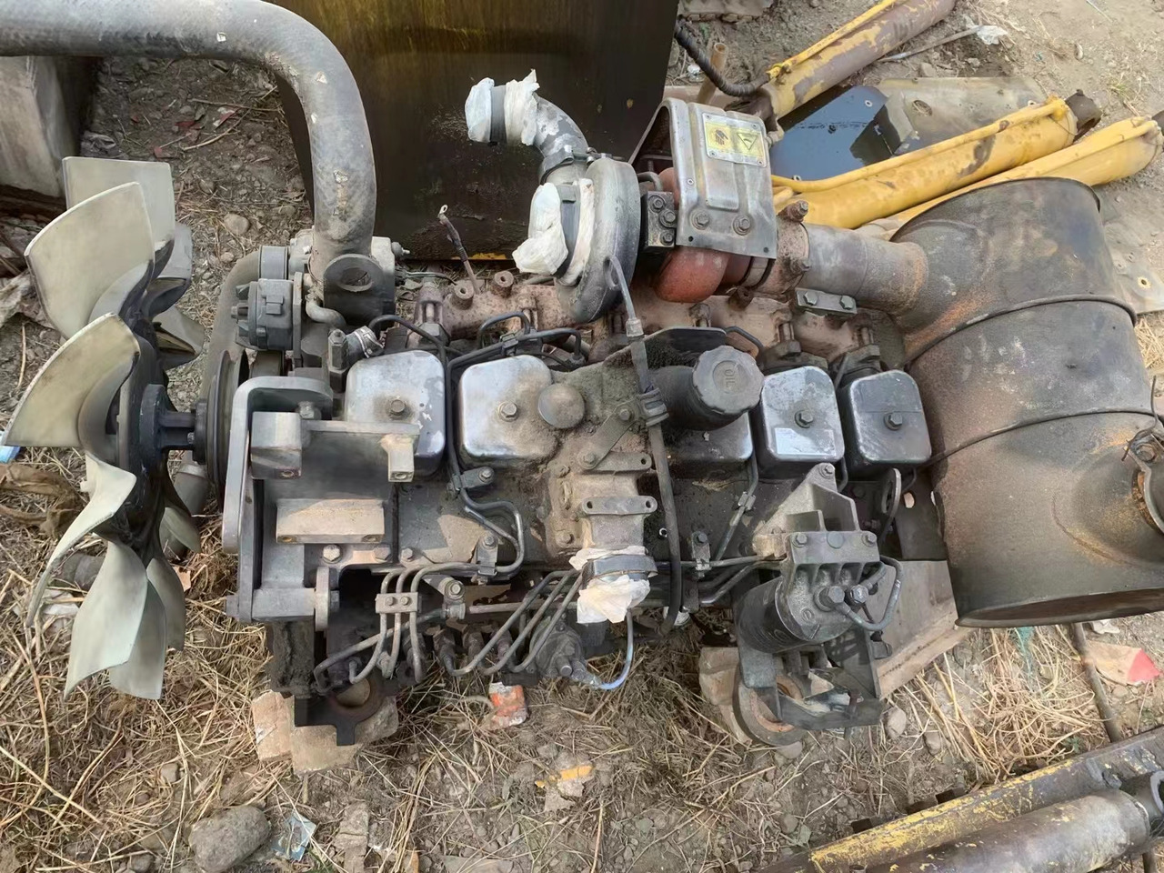 KOMATSU 6D102 - Motor para Excavadora: foto 1 KOMATSU 6D102 - Motor para Excavadora: foto 1