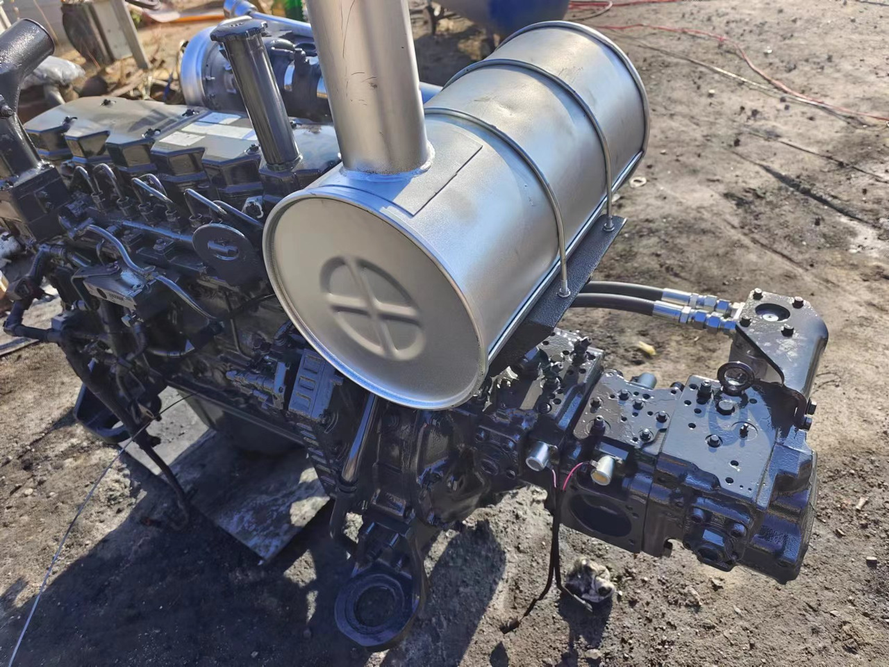 KOMATSU 6D107E-1 - Motor para Excavadora: foto 4 KOMATSU 6D107E-1 - Motor para Excavadora: foto 4