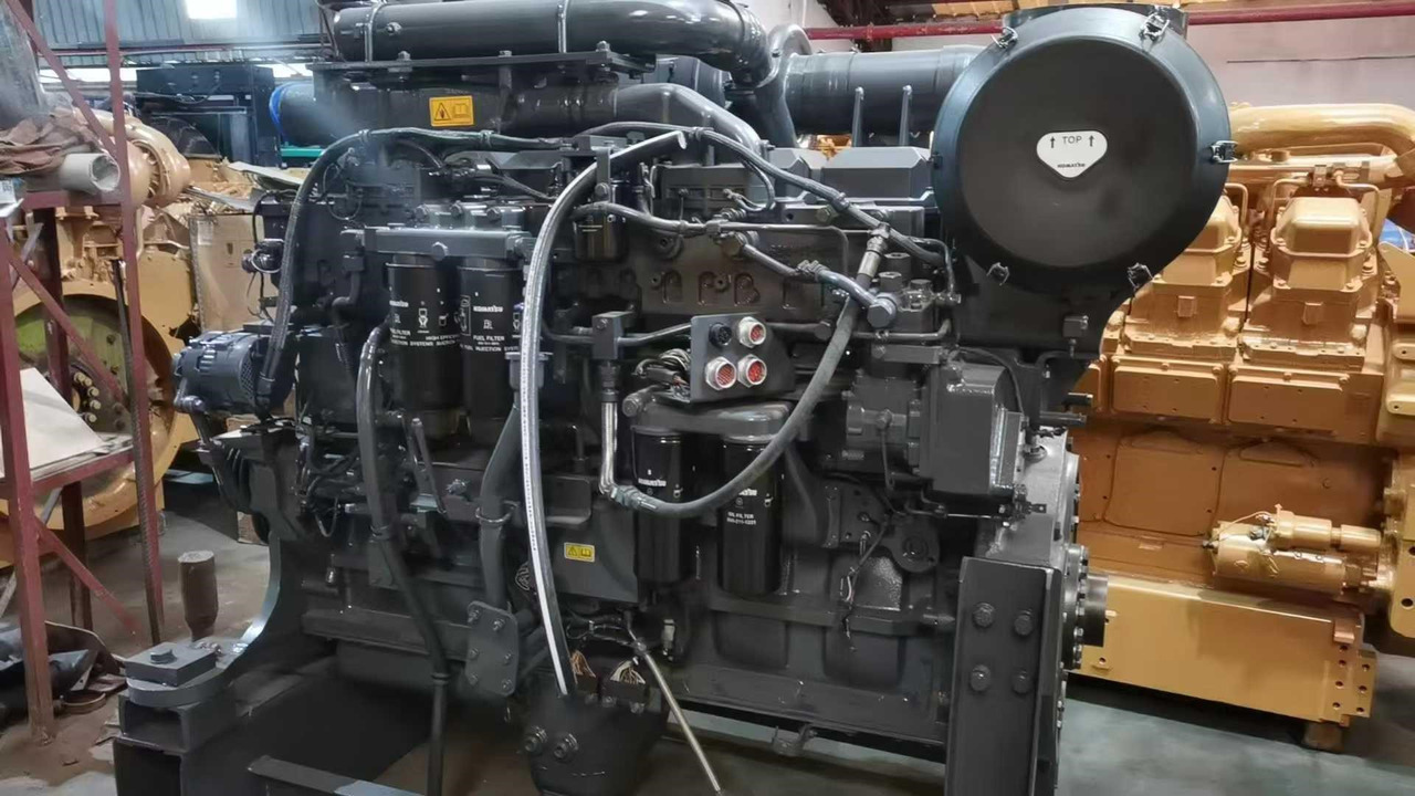 KOMATSU 6D170E - Motor para Excavadora: foto 2 KOMATSU 6D170E - Motor para Excavadora: foto 2