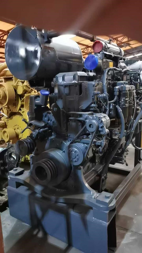 KOMATSU 6D170E - Motor para Excavadora: foto 3 KOMATSU 6D170E - Motor para Excavadora: foto 3