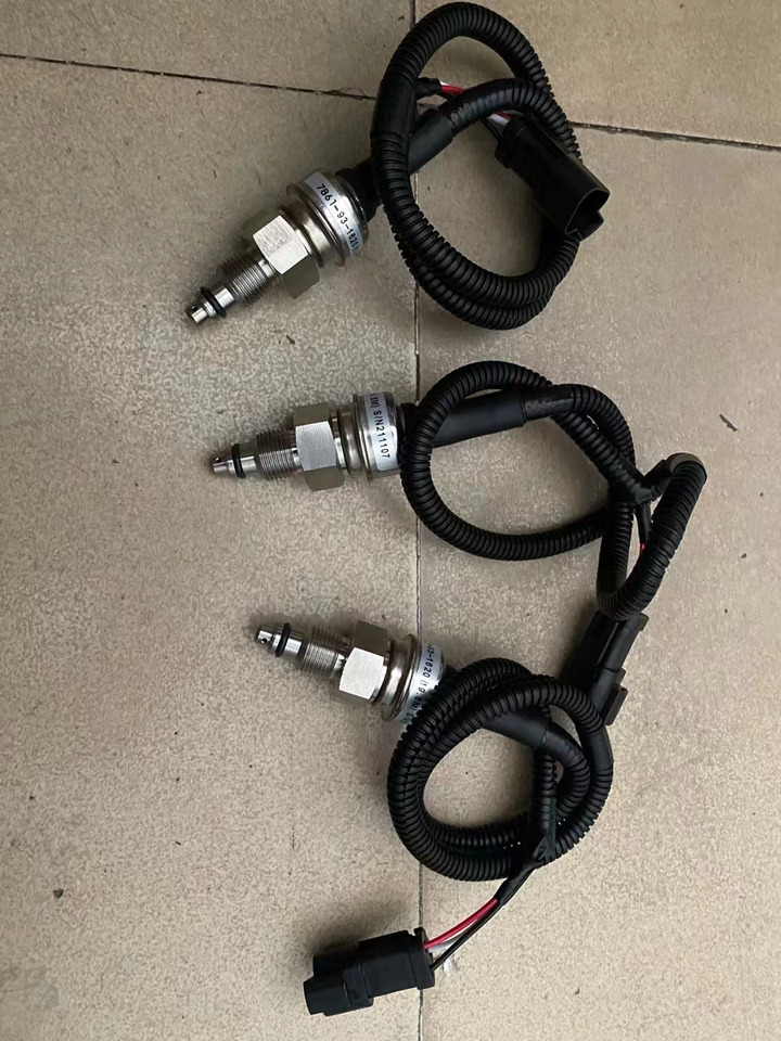 KOMATSU 7861-93-1620 - Sensor para Camión chasis: foto 1 KOMATSU 7861-93-1620 - Sensor para Camión chasis: foto 1