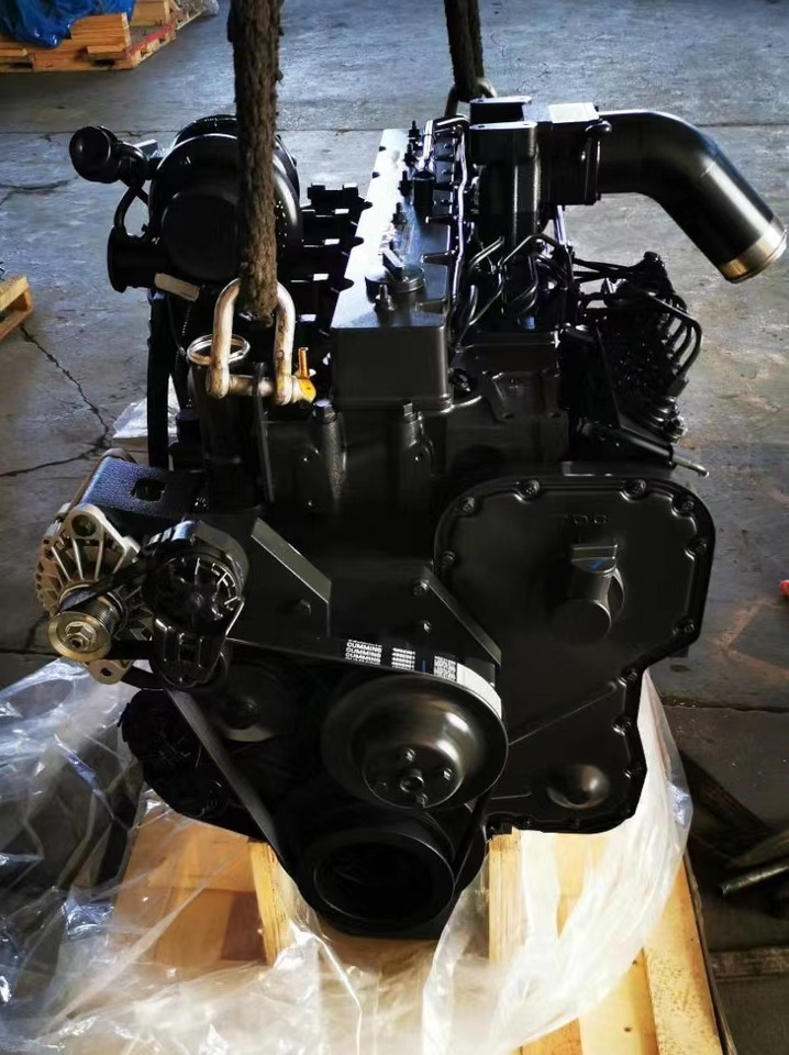 KOMATSU SAA6D114E - Motor para Excavadora: foto 2 KOMATSU SAA6D114E - Motor para Excavadora: foto 2