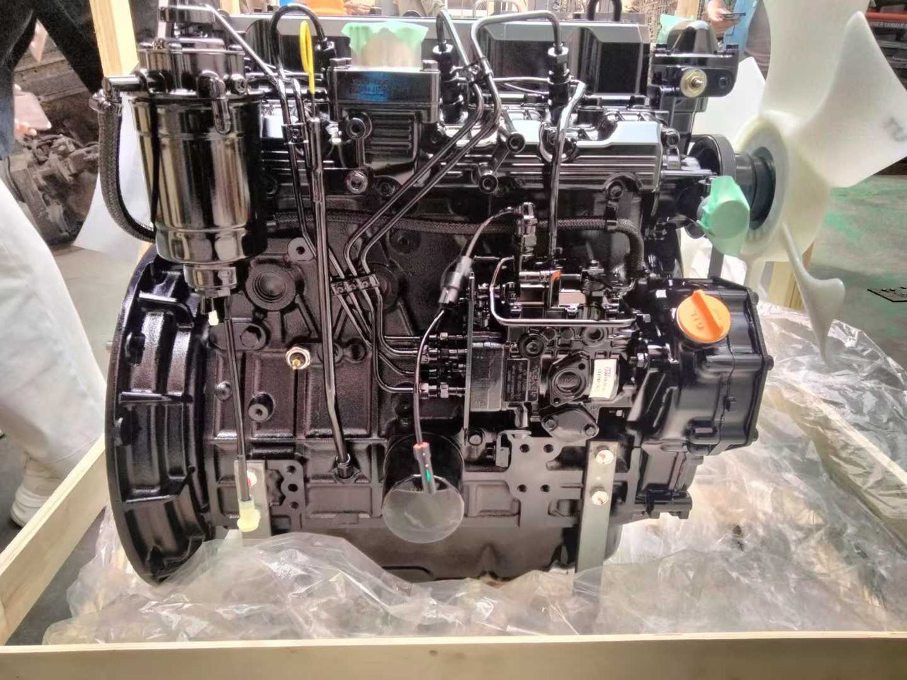 YANMAR 4TNE98 - Motor para Excavadora: foto 4 YANMAR 4TNE98 - Motor para Excavadora: foto 4