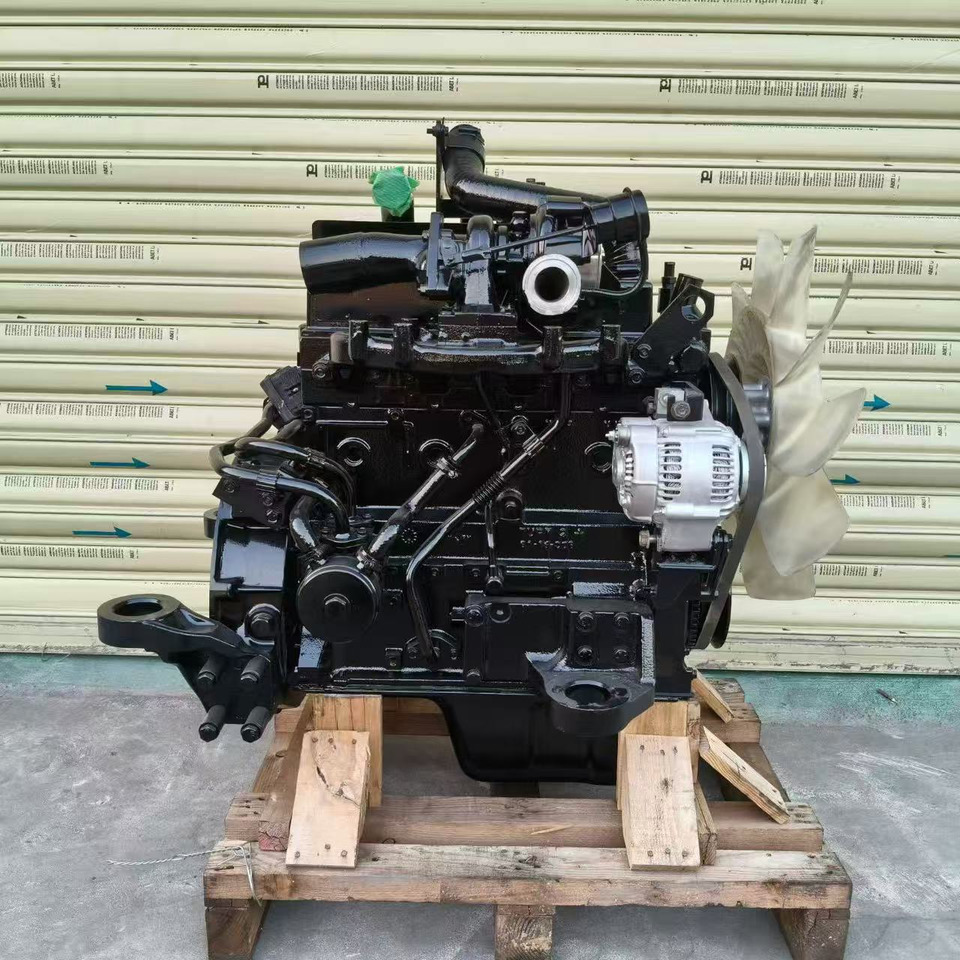 KOMATSU 4D95LE-5 - Motor para Excavadora: foto 1 KOMATSU 4D95LE-5 - Motor para Excavadora: foto 1