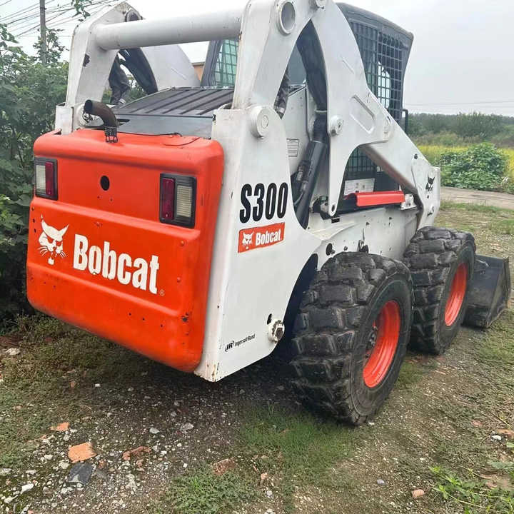 100%Ready Bobcat S300 Well Sold Most Famous Brand High Quality Bobcat S300 Skid Steer Loader for Sale - Cargadora de ruedas: foto 5 100%Ready Bobcat S300 Well Sold Most Famous Brand High Quality Bobcat S300 Skid Steer Loader for Sale - Cargadora de ruedas: foto 5