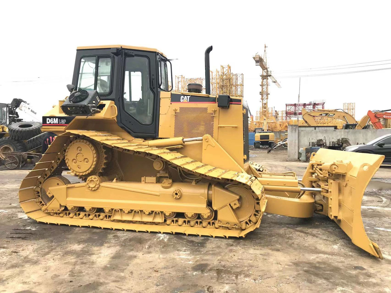 BULLDOZER Good Condition D6m Mini Bulldozer New Crawler Bulldozer with Parts Price Bulldozers - Bulldozer: foto 5 BULLDOZER Good Condition D6m Mini Bulldozer New Crawler Bulldozer with Parts Price Bulldozers - Bulldozer: foto 5