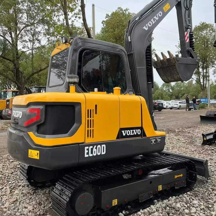 China Brand Used Volvo EC60D Mini Excavator 6ton Crawler Earth Digger Machine for Sale - Excavadora de cadenas: foto 1 China Brand Used Volvo EC60D Mini Excavator 6ton Crawler Earth Digger Machine for Sale - Excavadora de cadenas: foto 1