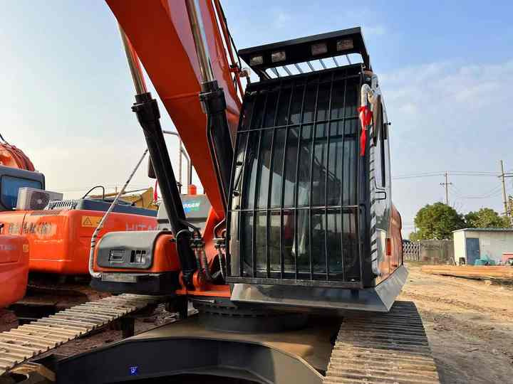 Doosan Construction Equipment Dx300 , Used Earth-moving Machine Doosan Excavator , Doosan Heavy Machines for Sale - Excavadora de cadenas: foto 4 Doosan Construction Equipment Dx300 , Used Earth-moving Machine Doosan Excavator , Doosan Heavy Machines for Sale - Excavadora de cadenas: foto 4