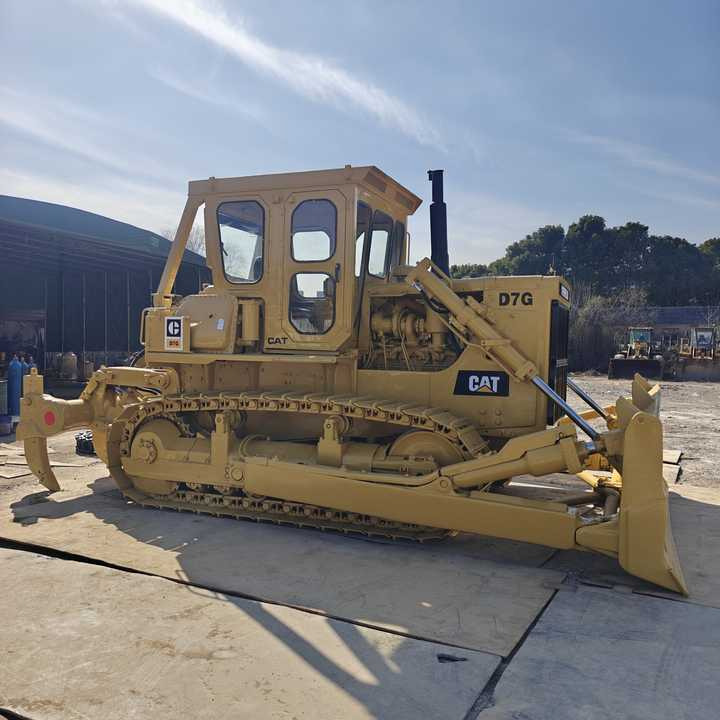 Good Condition Caterpillar CATD7G Original Japan Used Crawler Dozer Used CAT D6 D7 D10 Second Hand Bulldozers for Sale - Bulldozer: foto 4 Good Condition Caterpillar CATD7G Original Japan Used Crawler Dozer Used CAT D6 D7 D10 Second Hand Bulldozers for Sale - Bulldozer: foto 4