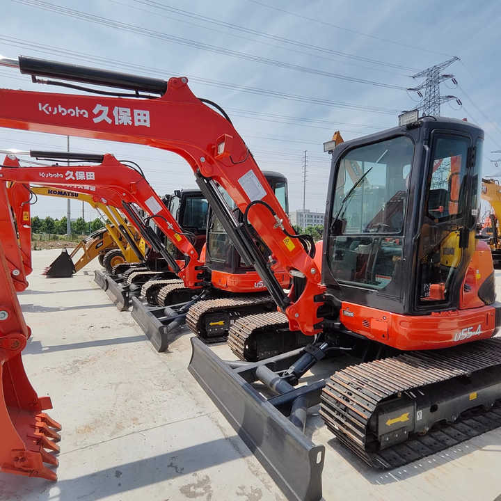 Perfect Condition Kubota U55-4 Japan Brand Mini Excavator with Pusher for Sale 90% Brand New Mini Kubota U25 35 55 5tons - Excavadora: foto 1 Perfect Condition Kubota U55-4 Japan Brand Mini Excavator with Pusher for Sale 90% Brand New Mini Kubota U25 35 55 5tons - Excavadora: foto 1