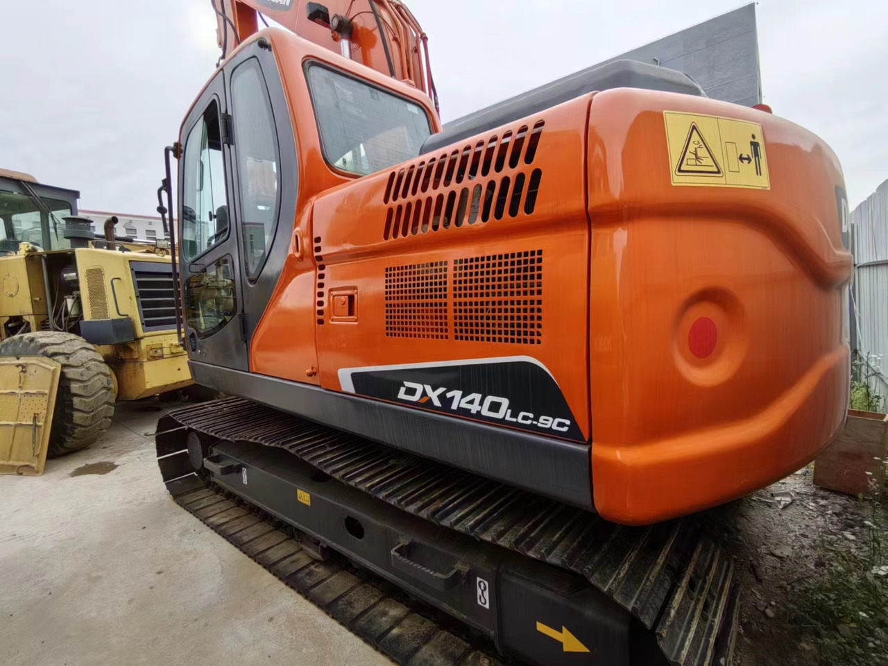 Second hand used hotsale DOOSAN DX140LC-9C - Excavadora de cadenas: foto 5 Second hand used hotsale DOOSAN DX140LC-9C - Excavadora de cadenas: foto 5