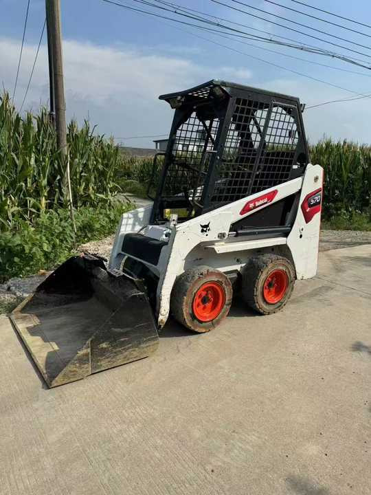 Used Bobcat S70 Skid Teer in Stock Good Condition bobcat S70 S160 185 300 330 Skid Steer for Sale - Minicargadora: foto 2 Used Bobcat S70 Skid Teer in Stock Good Condition bobcat S70 S160 185 300 330 Skid Steer for Sale - Minicargadora: foto 2
