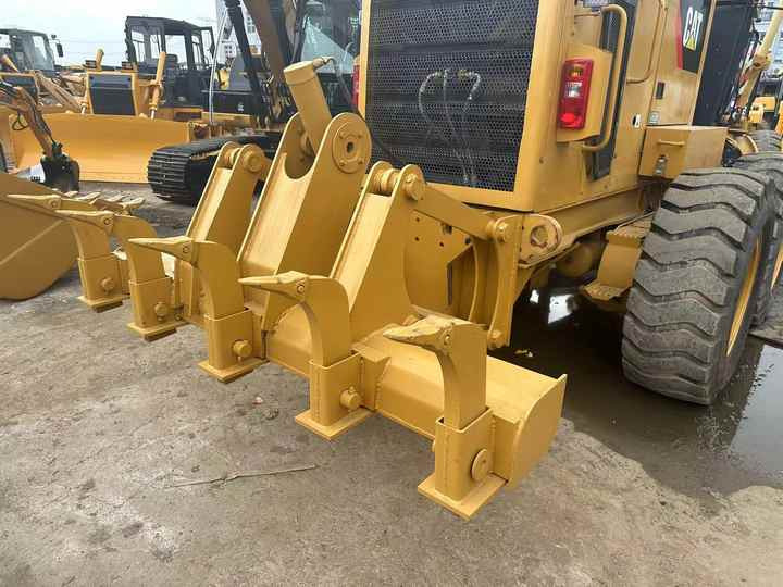 Used Caterpillar CAT 140k Land Road Motor Grader CAT140k Used Grader Cheap Price for Sale - Grader: foto 2 Used Caterpillar CAT 140k Land Road Motor Grader CAT140k Used Grader Cheap Price for Sale - Grader: foto 2