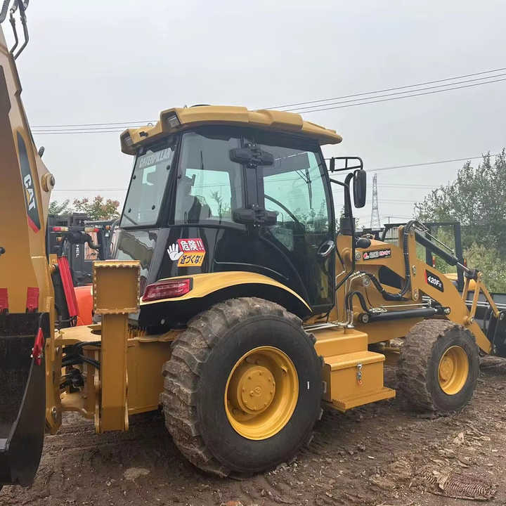 Used Caterpillar CAT 450F Retro Excavator CAT420F Cheap Price for Sale - Retroexcavadora: foto 1 Used Caterpillar CAT 450F Retro Excavator CAT420F Cheap Price for Sale - Retroexcavadora: foto 1