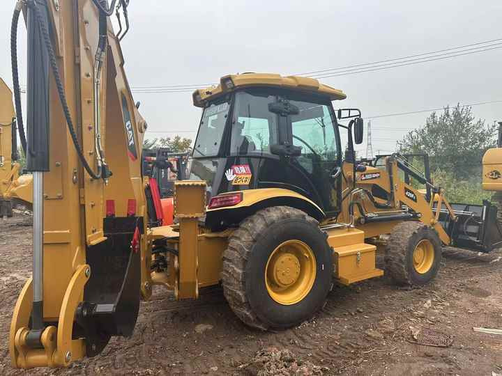 Used Caterpillar CAT 450F Retro Excavator CAT420F Cheap Price for Sale - Retroexcavadora: foto 2 Used Caterpillar CAT 450F Retro Excavator CAT420F Cheap Price for Sale - Retroexcavadora: foto 2